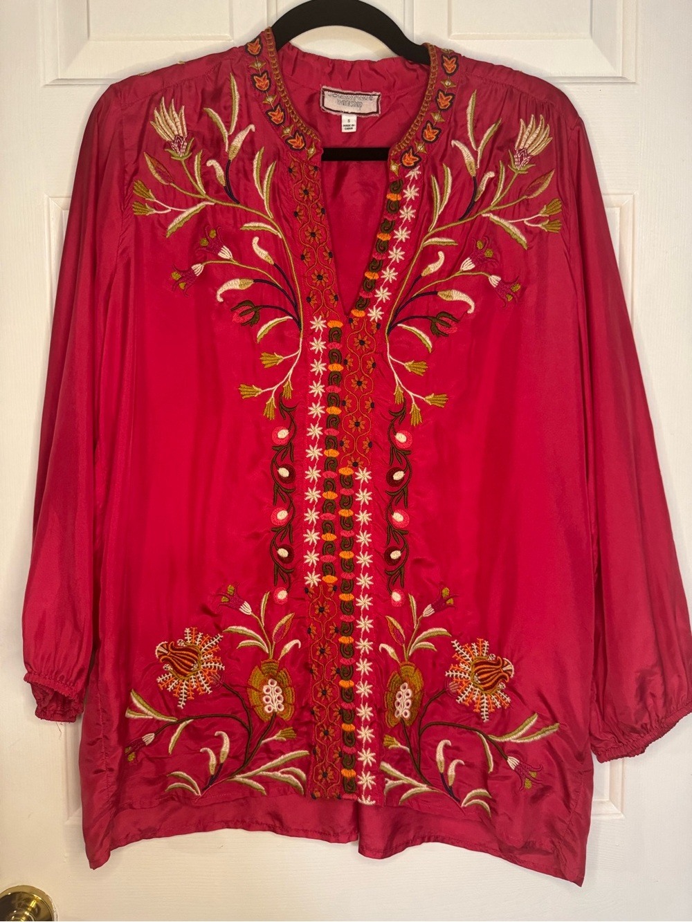 Johnny Was Workshop 100% Silk embroidered boho tunic blouse pink small